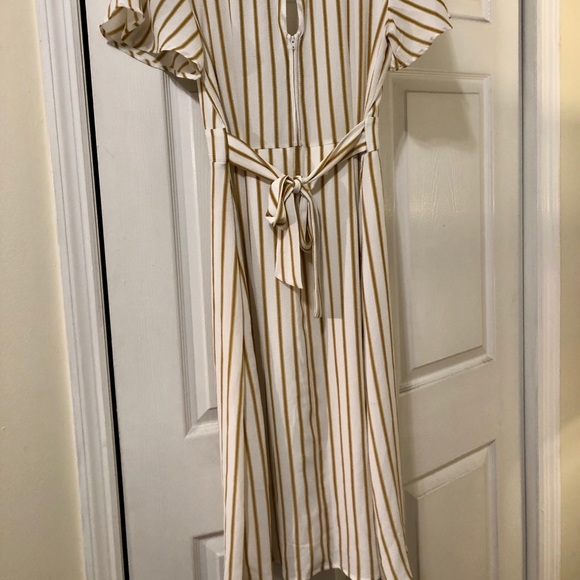 Dress - Picture 2 of 6